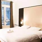 Private Apartments - Parc Monceau - Courcelles