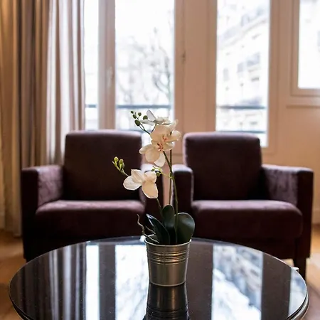 Private Apartments - Parc Monceau - Courcelles Apartment Paris